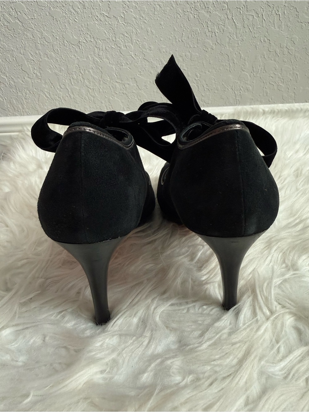 Talbots Retro Velvet Tie Peep Toe Heels - Picture 5 of 10